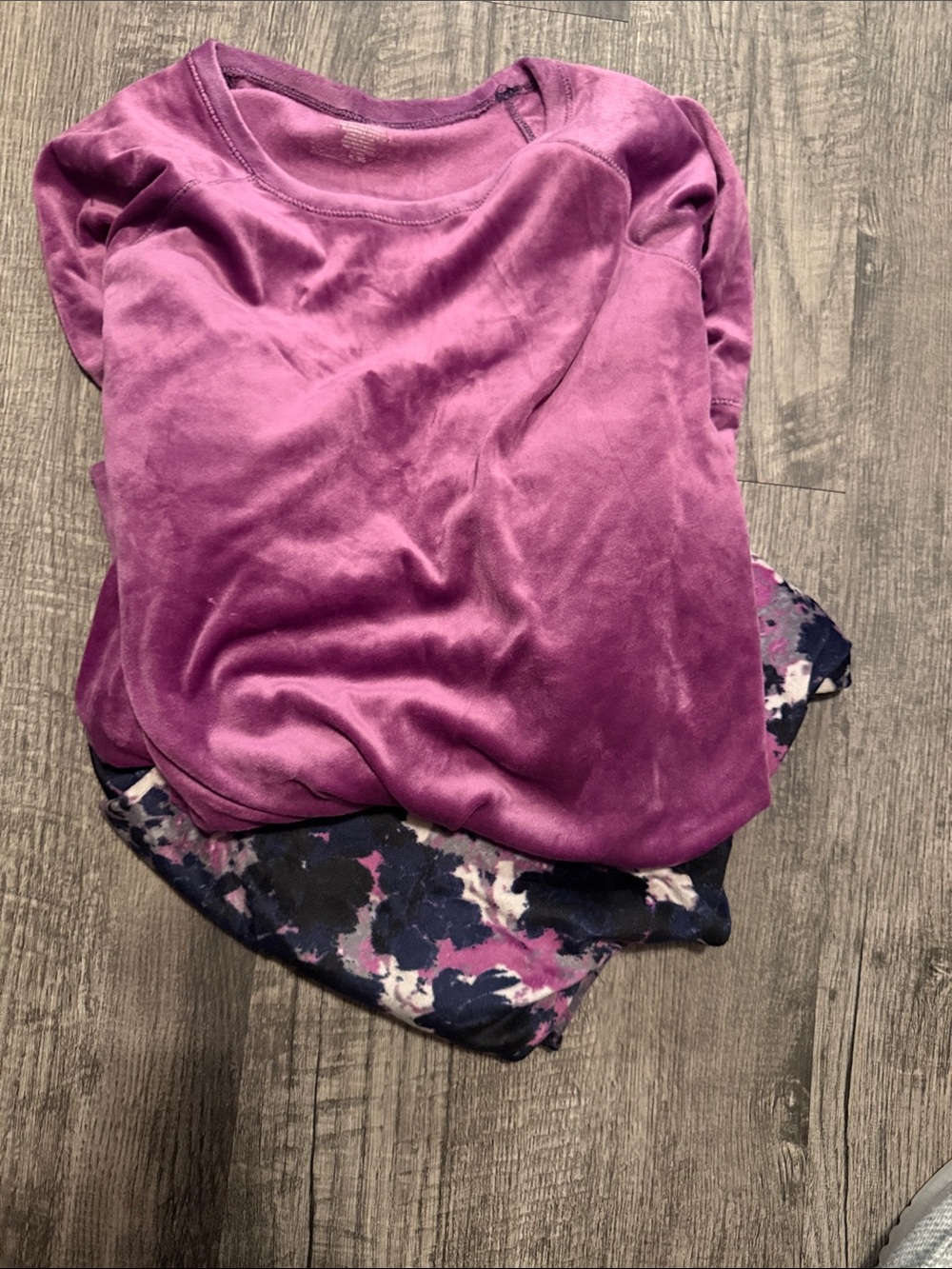 Mauve Crewneck Long-Sleeve Pajama Top - Mauve